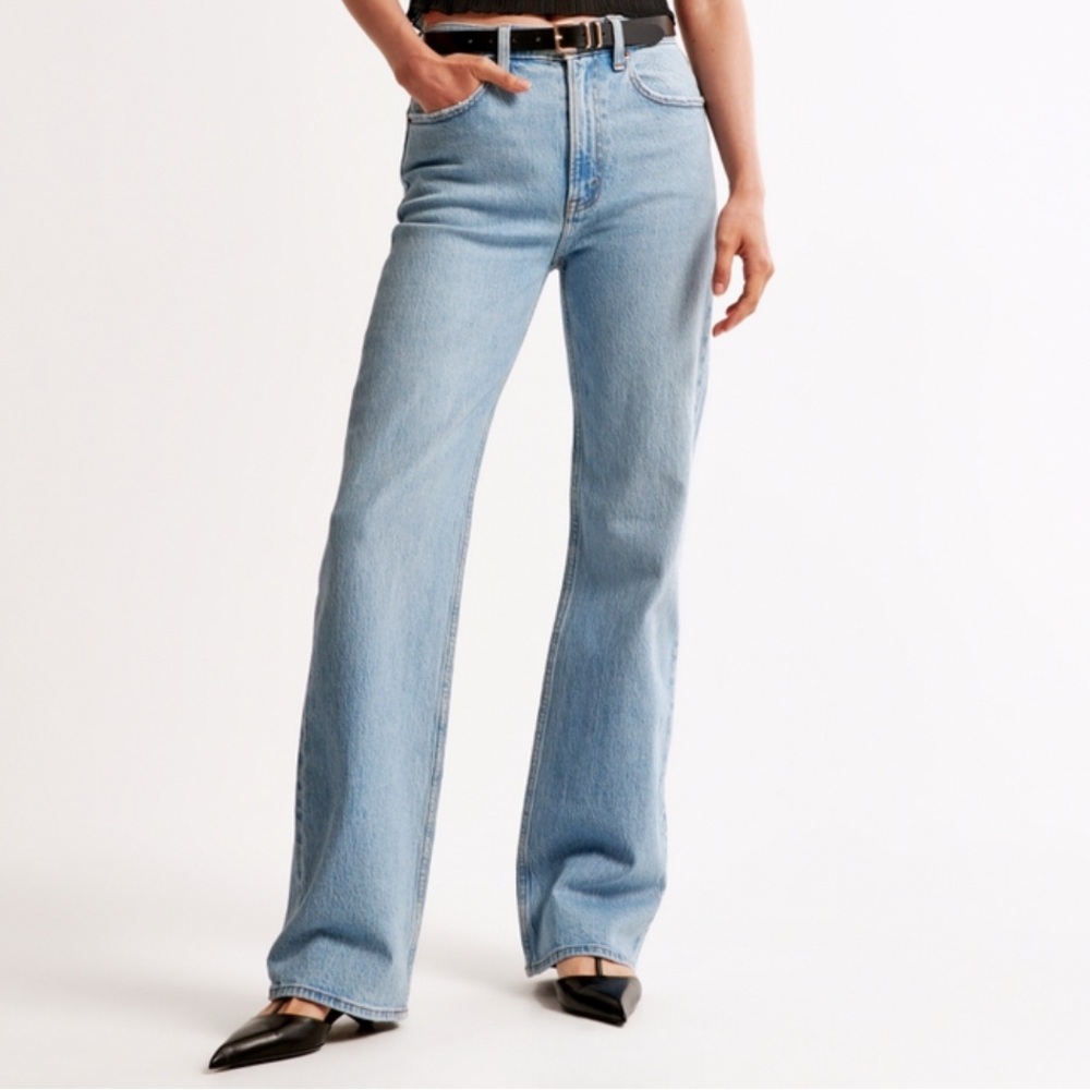 Abercrombie & Fitch High Rise Light Blue Jeans